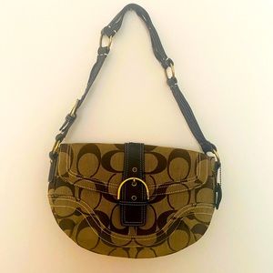 Classic Coach Leather Shoulder Bag